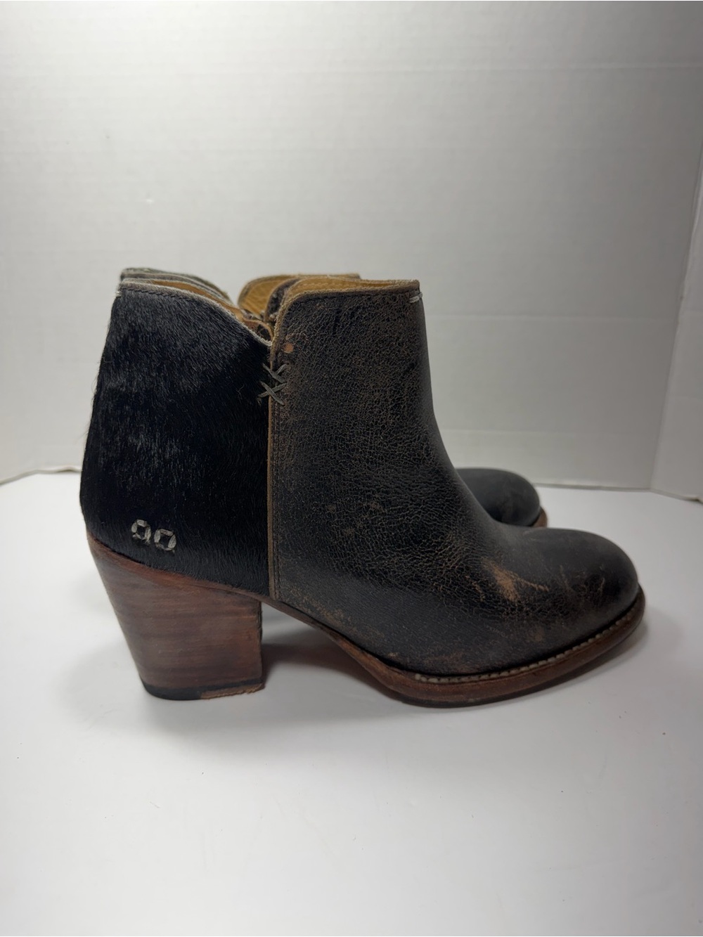BED|STU Women's Dark Brown Leather Ankle Booties with Side Zip size 9 real fur - Picture 3 of 8